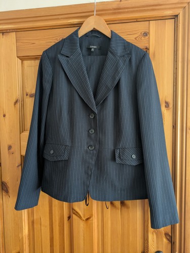 Ladies trousers suit - size, 16