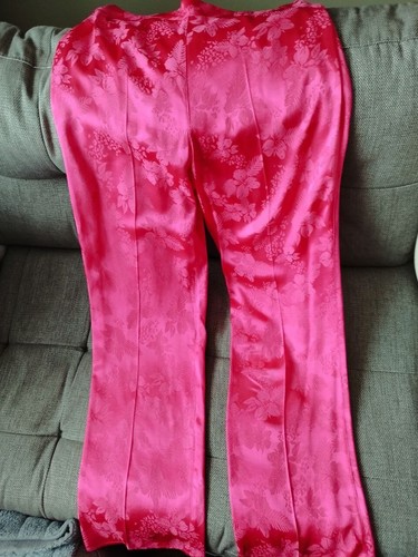 New ladies trousers - nice, pink